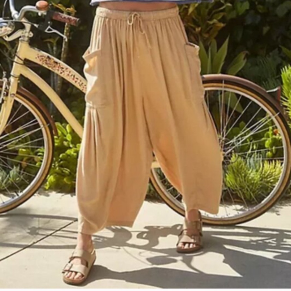 NWT Free People Quinn Pants in Oat Bran/Taupe